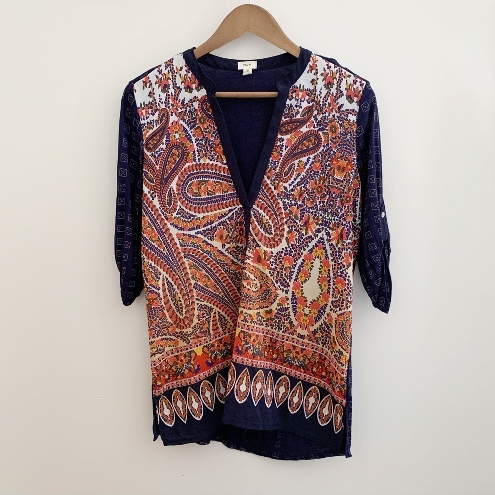 Tiny Paisley Mixed Media V Neck Blouse Medium Anthropologie - Picture 2 of 9